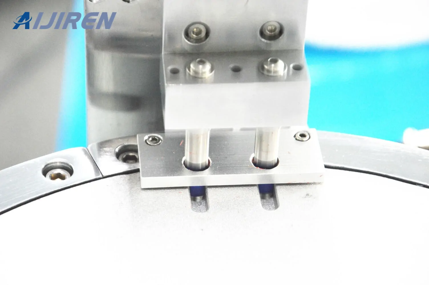 Pre-Slit Septa for HPLC Vials